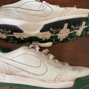 GUC Nike White and Green Soft Spike Golf Shoes Sz 11